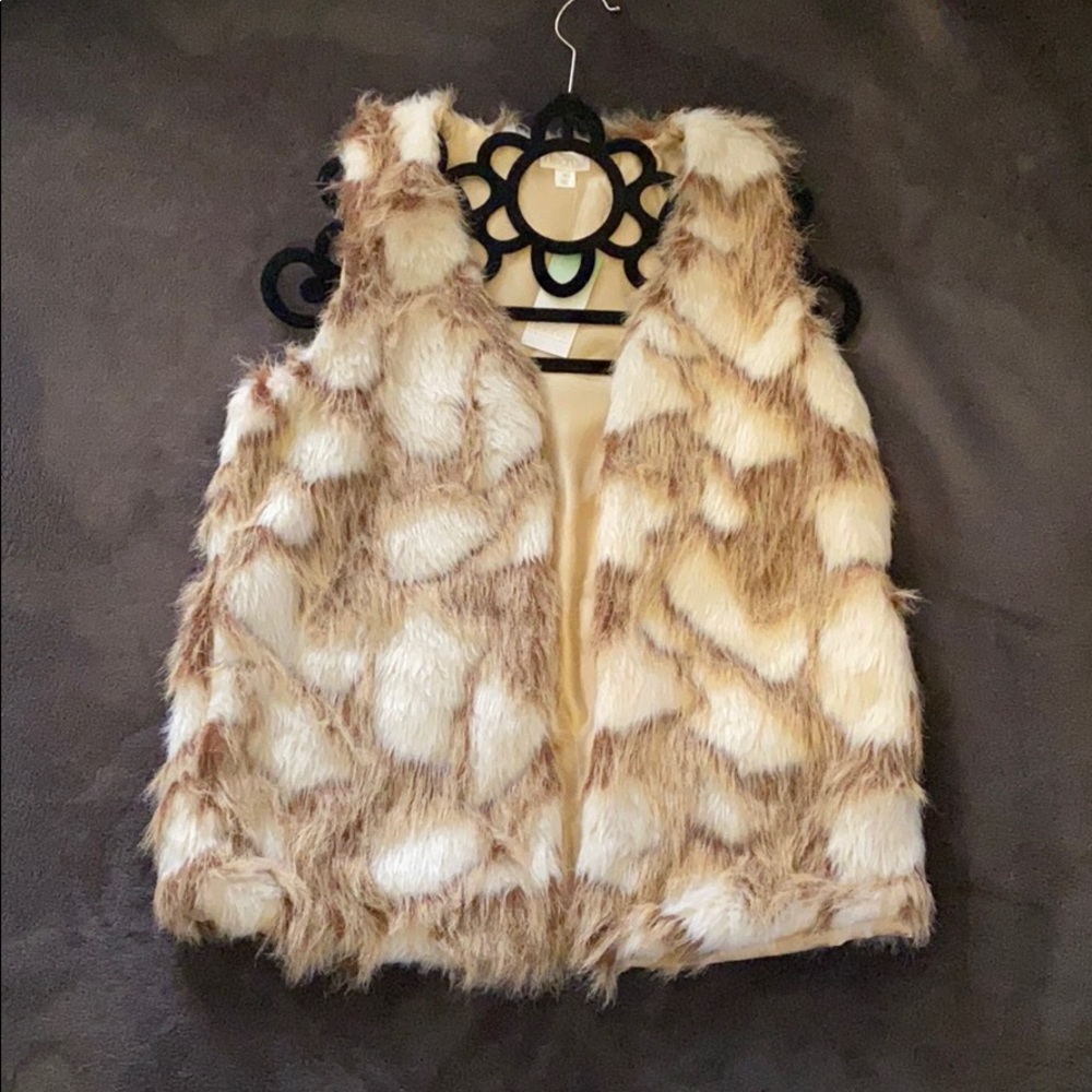 Faux Fur Vest w/Pockets